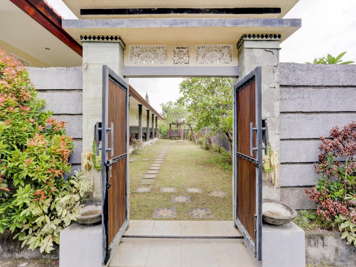 Oyo 90711 Blembong Homestay Jimbaran  Ngoại thất bức ảnh