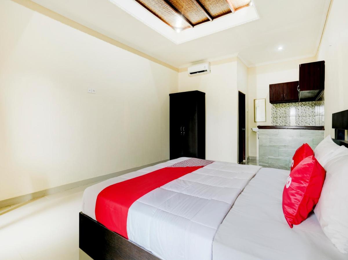 Oyo 90711 Blembong Homestay Jimbaran  Ngoại thất bức ảnh